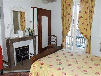 Logis Hotel De France โลช ภายนอก รูปภาพ