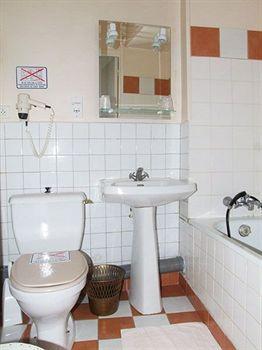 Logis Hotel De France โลช ภายนอก รูปภาพ